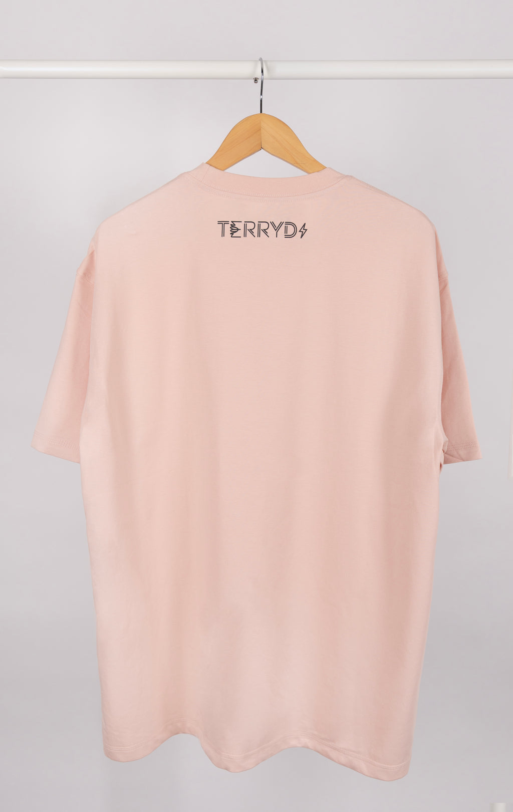 Playera Loved Anyway Tecnología ICE 50+ UPF
